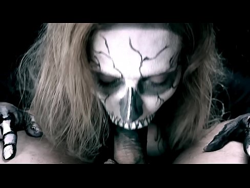 ❤️ Ragazza demonia chì succhia u cazzo cù a so bocca nera è ingoia cum. ❌ Pornografia in casa à co.dickies-shop.ru ☑